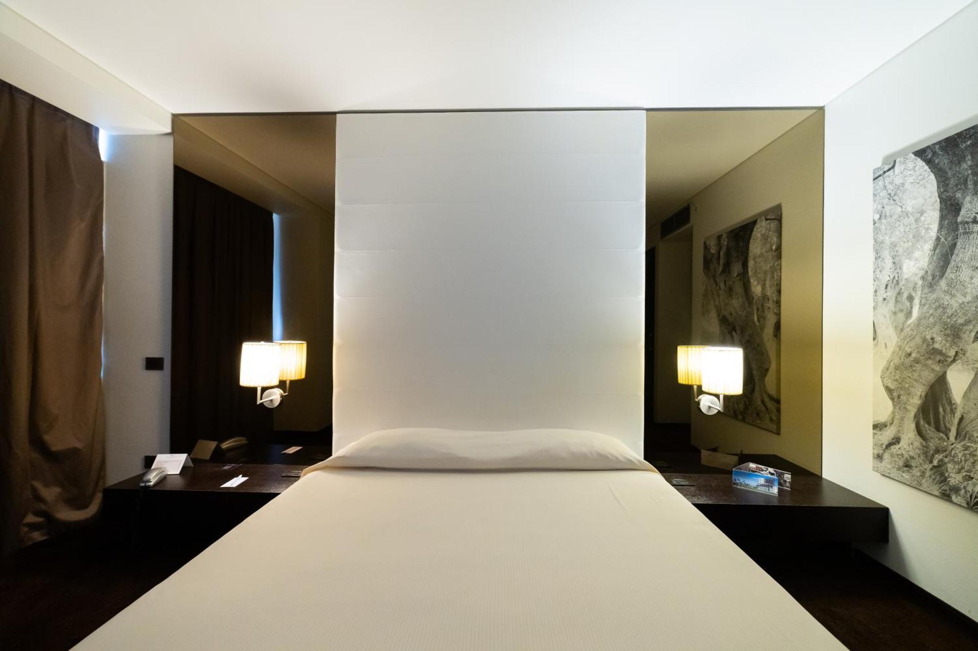 Parco Dei Principi Hotel Congress&SPA Bari Esterno foto