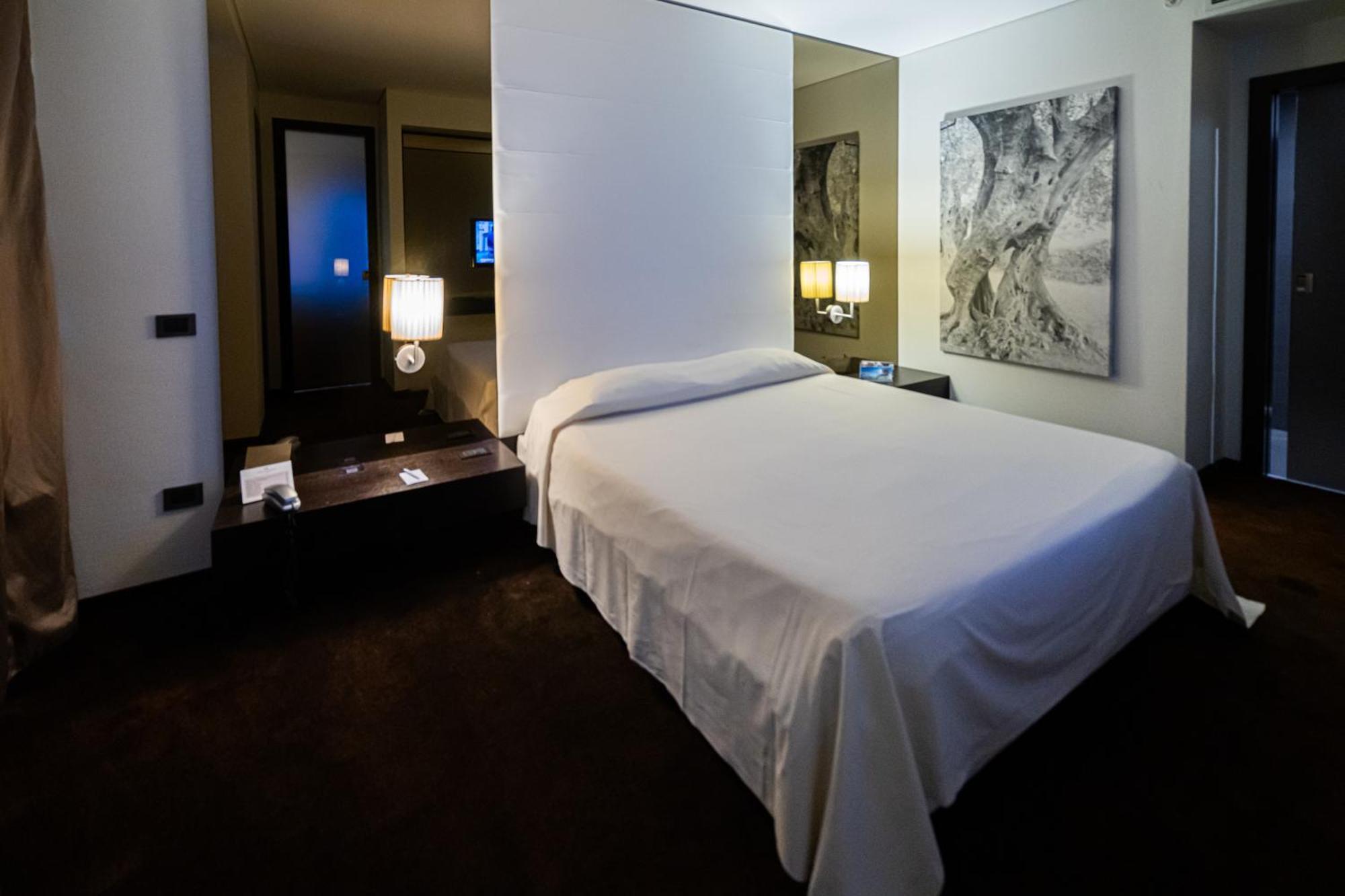 Parco Dei Principi Hotel Congress&SPA Bari Esterno foto