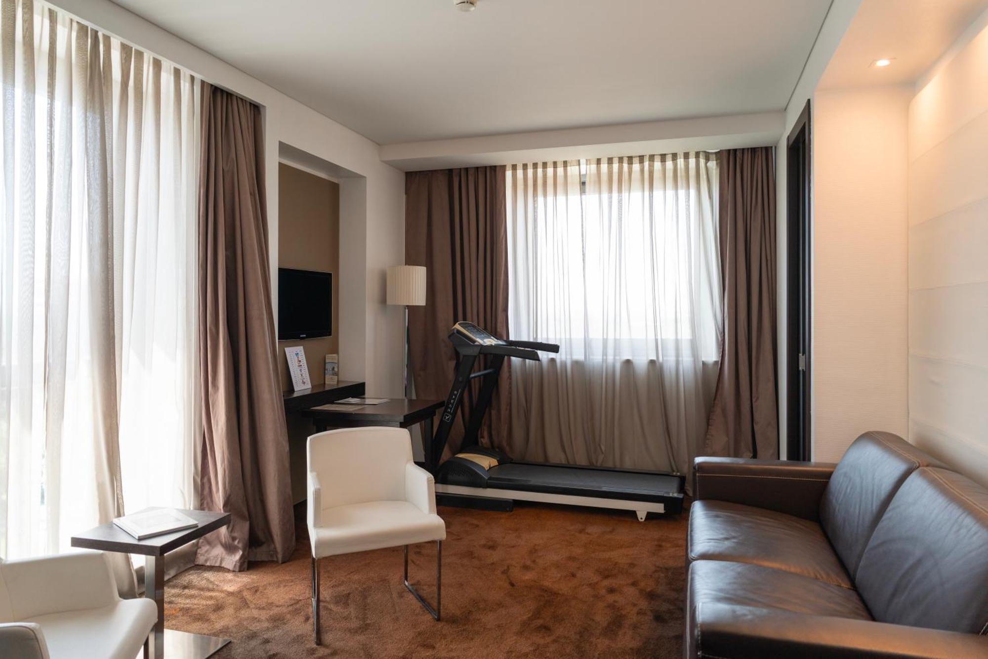 Parco Dei Principi Hotel Congress&SPA Bari Esterno foto