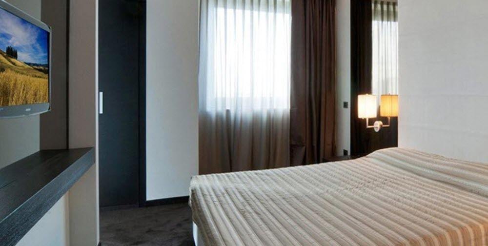 Parco Dei Principi Hotel Congress&SPA Bari Esterno foto